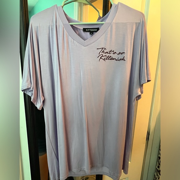 Kittenish tshirt - Picture 1 of 3